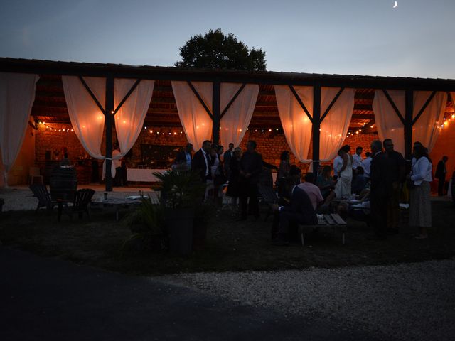 Le mariage de Peter et Solenne à Jurignac, Charente 41