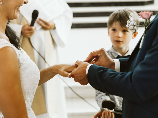 Le mariage de Romain et Célia à Caen, Calvados 2