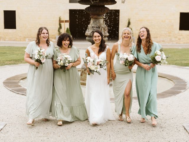 Le mariage de Romain et Célia à Caen, Calvados 24