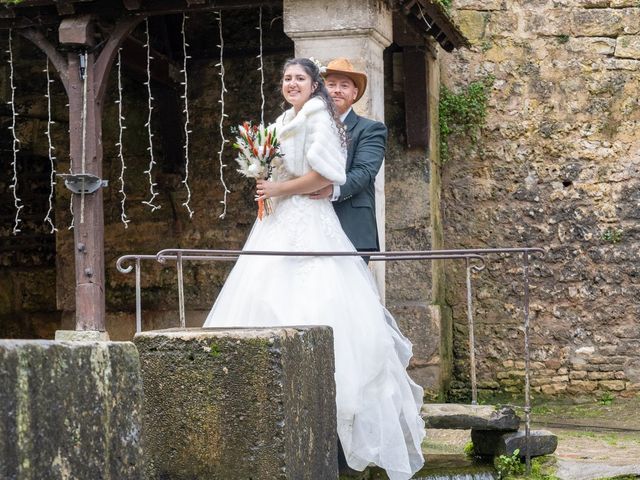 Le mariage de Clément et Julien à Noyers, Yonne 4