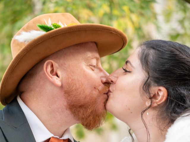 Le mariage de Clément et Julien à Noyers, Yonne 5