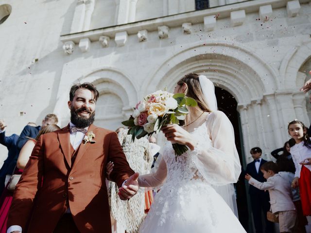 Le mariage de Thomas et Pauline à Léoville, Charente Maritime 33