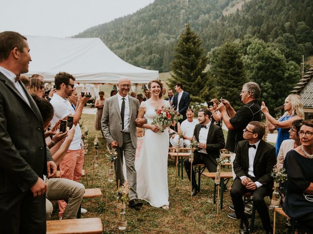 Le mariage de Antoine et Carine à Autrans, Isère 51