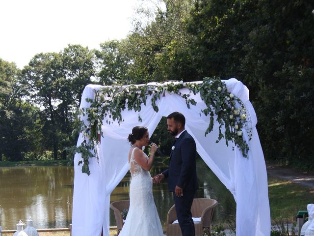 Le mariage de Florian et Linda à Illifaut, Côtes d&apos;Armor 12