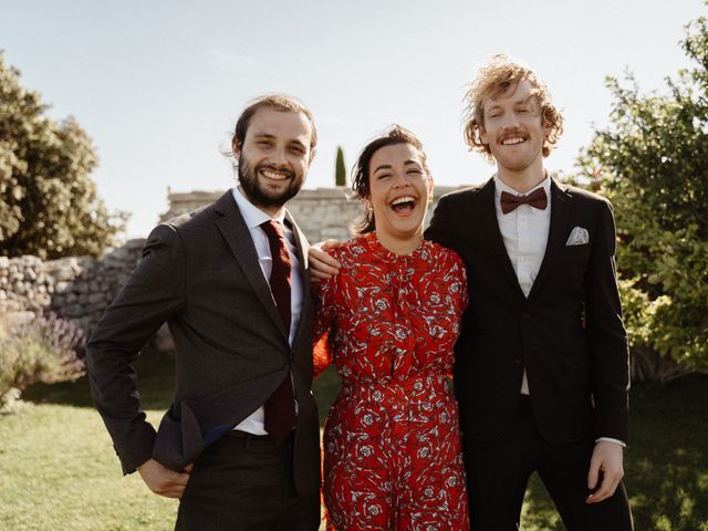 Le mariage de Adrien et Caroline à Grignan, Drôme 28