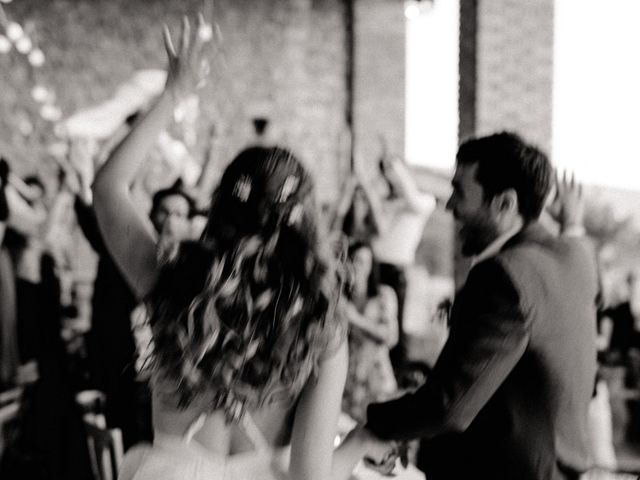 Le mariage de Adrien et Caroline à Grignan, Drôme 50