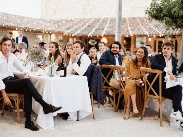 Le mariage de Adrien et Caroline à Grignan, Drôme 51