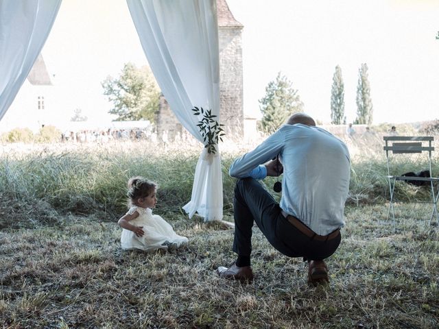 Le mariage de Fred et Amélie à Gray, Haute-Saône 10