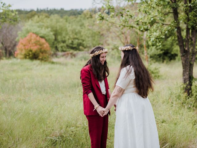 Le mariage de Manon et Marine à Salernes, Var 30