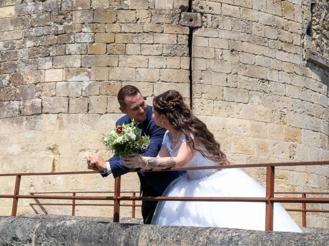 Le mariage de Nicolas et Sophie à Blasimon, Gironde 8