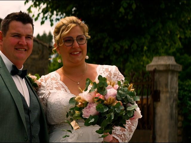 Le mariage de Mickaël et Marion à Chambles, Loire 5