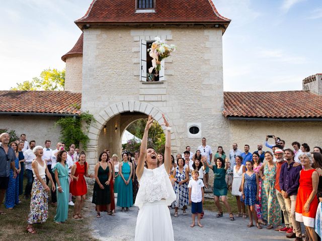 Le mariage de Jonathan et Elsa à Saint-Aulaye, Dordogne 27