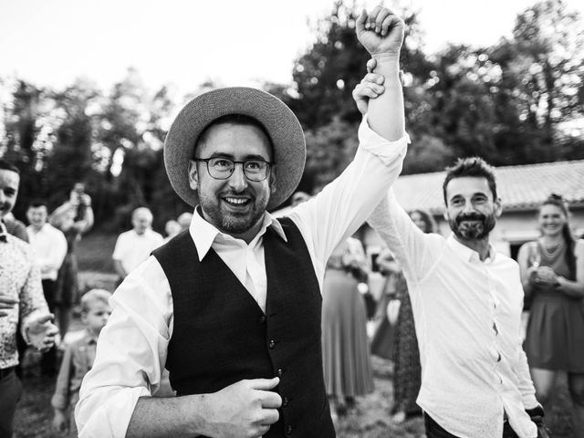 Le mariage de Jonathan et Elsa à Saint-Aulaye, Dordogne 29