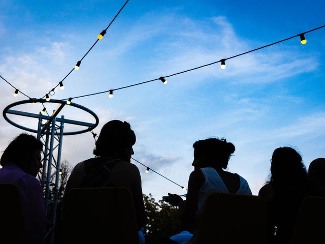 Le mariage de Jonathan et Elsa à Saint-Aulaye, Dordogne 31