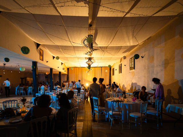 Le mariage de Jonathan et Elsa à Saint-Aulaye, Dordogne 33