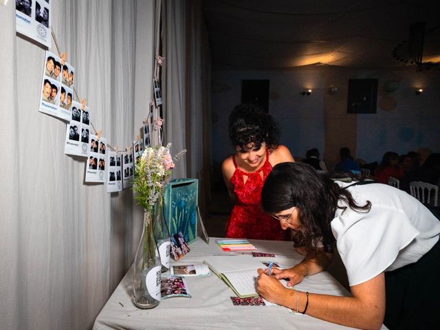 Le mariage de Jonathan et Elsa à Saint-Aulaye, Dordogne 34