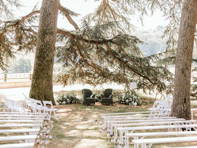 Le mariage de Clément et Elsa à Bourg-de-Thizy, Rhône 13