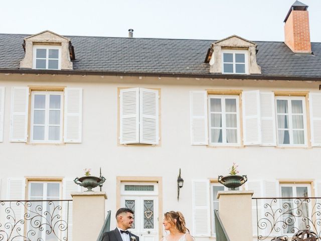 Le mariage de Clément et Elsa à Bourg-de-Thizy, Rhône 27