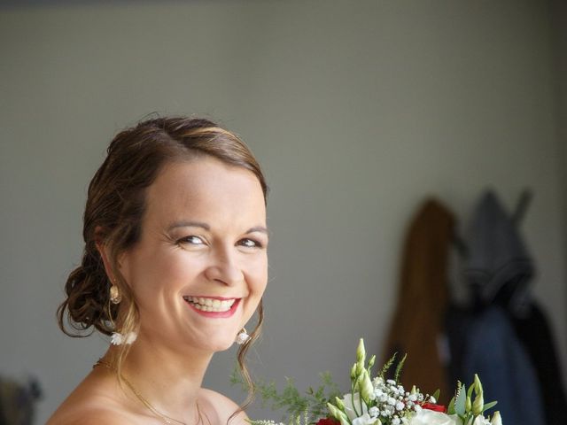 Le mariage de Raphaël et Hélène à Lapte, Haute-Loire 3