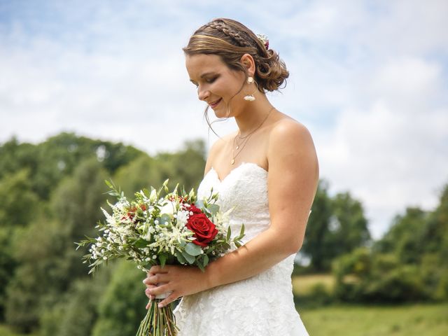 Le mariage de Raphaël et Hélène à Lapte, Haute-Loire 2