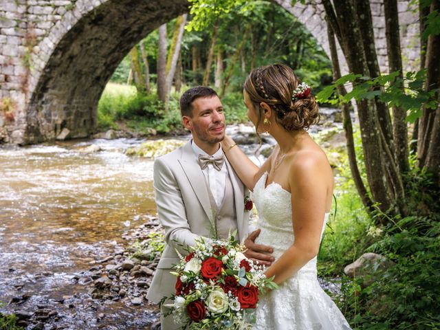 Le mariage de Raphaël et Hélène à Lapte, Haute-Loire 17