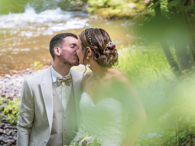 Le mariage de Raphaël et Hélène à Lapte, Haute-Loire 23