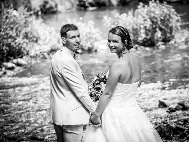 Le mariage de Raphaël et Hélène à Lapte, Haute-Loire 26