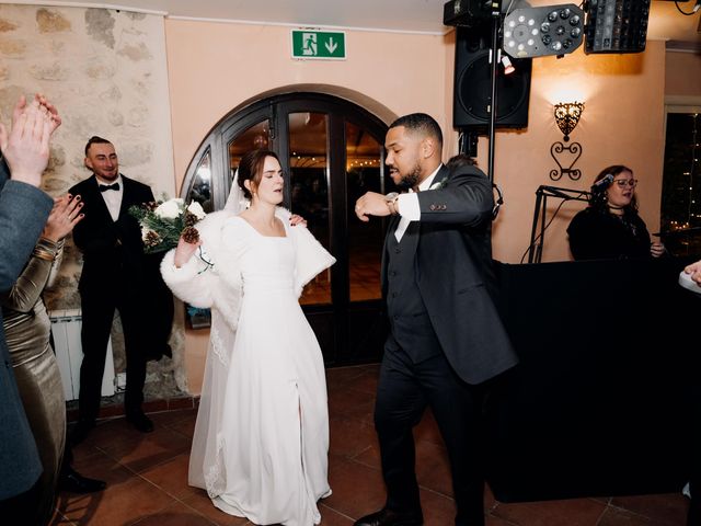 Le mariage de Alex et Louise à Le Puy-Sainte-Réparade, Bouches-du-Rhône 143