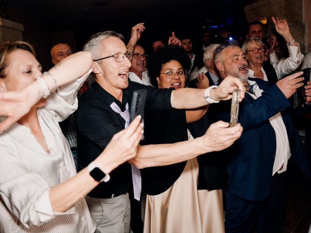 Le mariage de Alex et Louise à Le Puy-Sainte-Réparade, Bouches-du-Rhône 204