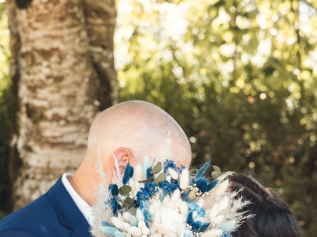 Le mariage de Fabien et Chloé à Saint-André-de-Boëge, Haute-Savoie 4