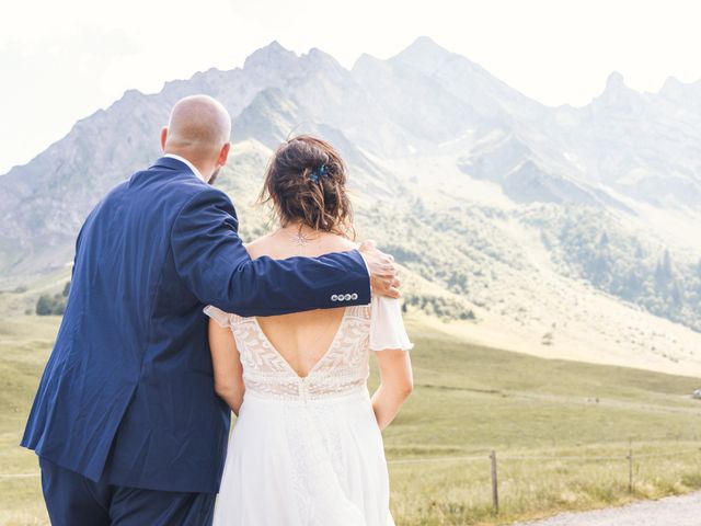 Le mariage de Fabien et Chloé à Saint-André-de-Boëge, Haute-Savoie 10