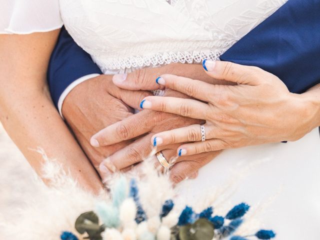 Le mariage de Fabien et Chloé à Saint-André-de-Boëge, Haute-Savoie 13