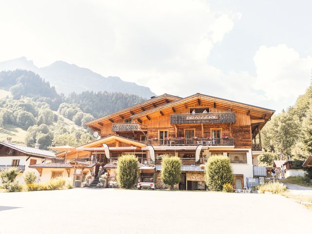 Le mariage de Fabien et Chloé à Saint-André-de-Boëge, Haute-Savoie 18