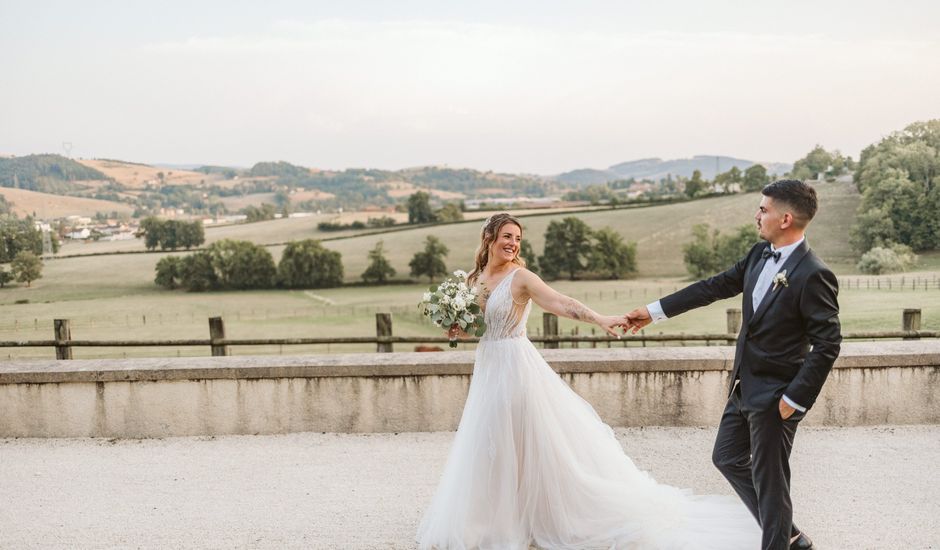 Le mariage de Clément et Elsa à Bourg-de-Thizy, Rhône