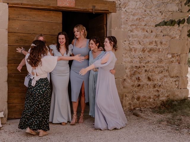 Le mariage de Roupen et Johanna à Saint-Georges-les-Bains, Ardèche 7