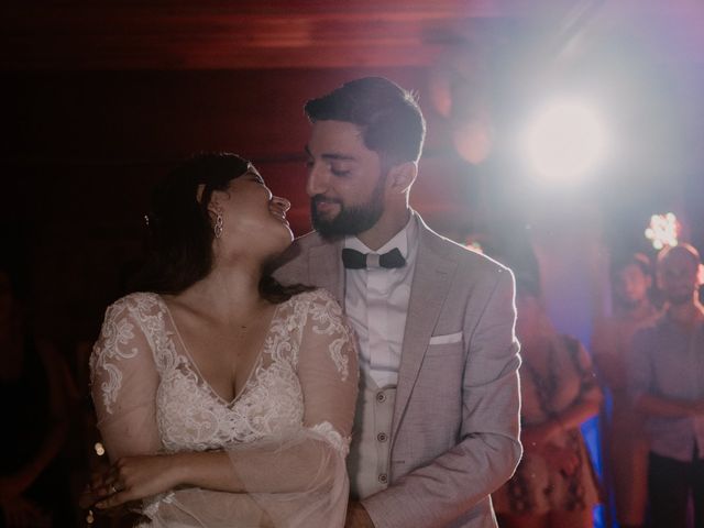 Le mariage de Roupen et Johanna à Saint-Georges-les-Bains, Ardèche 94