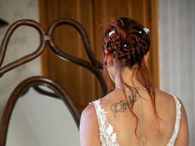 Le mariage de Alexandre et Leslie à Arc-sous-Cicon, Doubs 41