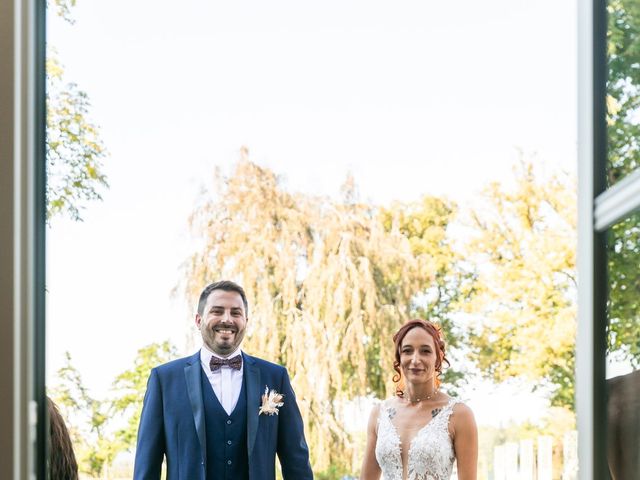 Le mariage de Alexandre et Leslie à Arc-sous-Cicon, Doubs 52