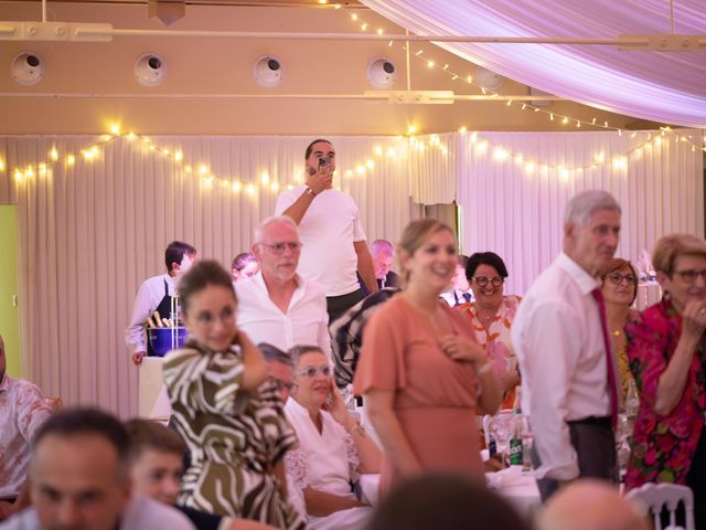 Le mariage de Alexandre et Leslie à Arc-sous-Cicon, Doubs 204