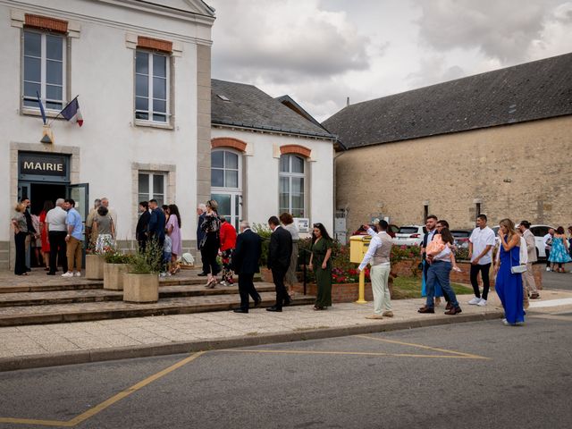 Le mariage de Cédric et Charlotte à Escrennes, Loiret 2