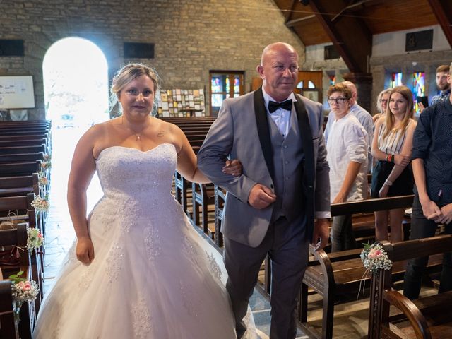 Le mariage de Julien et Sabrina à Vannes, Morbihan 35