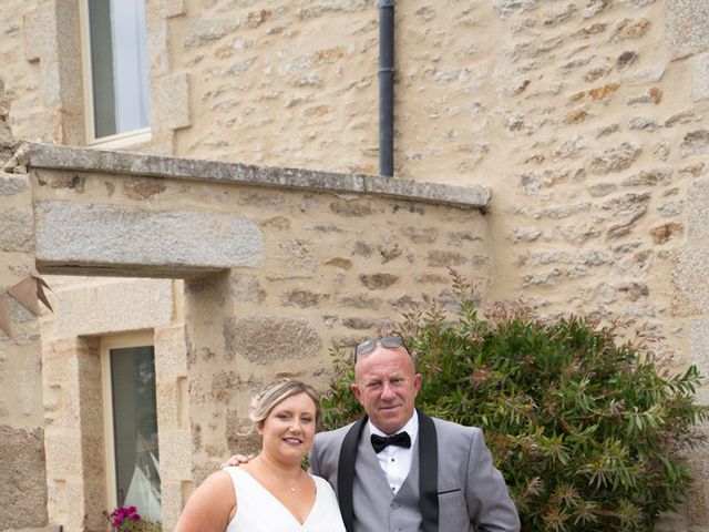 Le mariage de Julien et Sabrina à Vannes, Morbihan 26