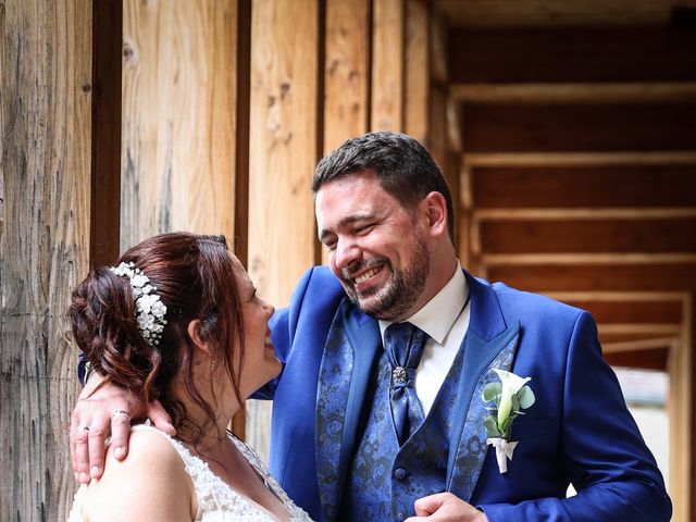 Le mariage de Fabien et Aurore à Salans, Jura 12