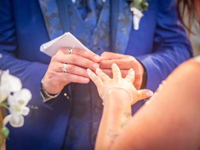 Le mariage de Fabien et Aurore à Salans, Jura 15