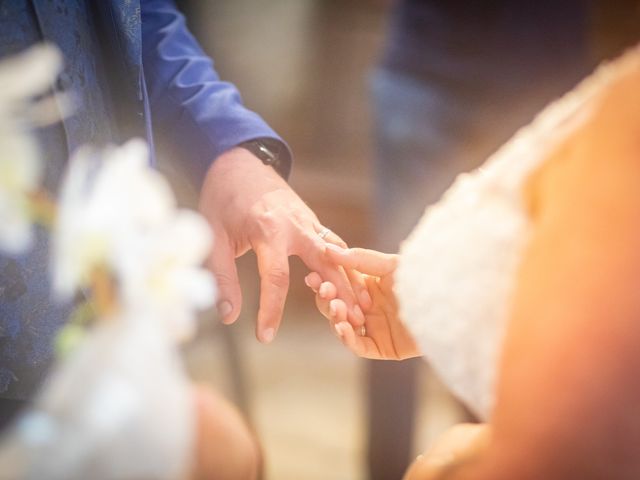 Le mariage de Fabien et Aurore à Salans, Jura 16