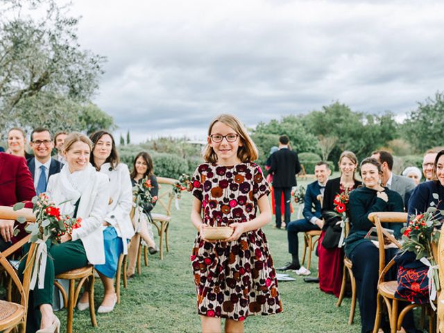 Le mariage de Julian et Sophie à Orgon, Bouches-du-Rhône 56