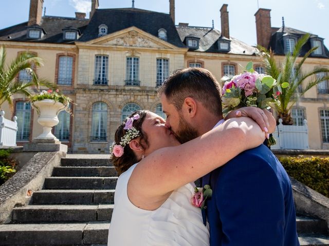 Le mariage de Mikaël et Laura à Saint-Loup-de-Buffigny, Aube 24