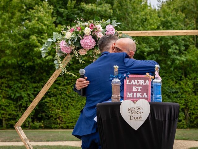 Le mariage de Mikaël et Laura à Saint-Loup-de-Buffigny, Aube 42