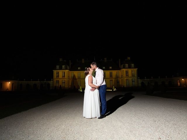 Le mariage de Mikaël et Laura à Saint-Loup-de-Buffigny, Aube 56