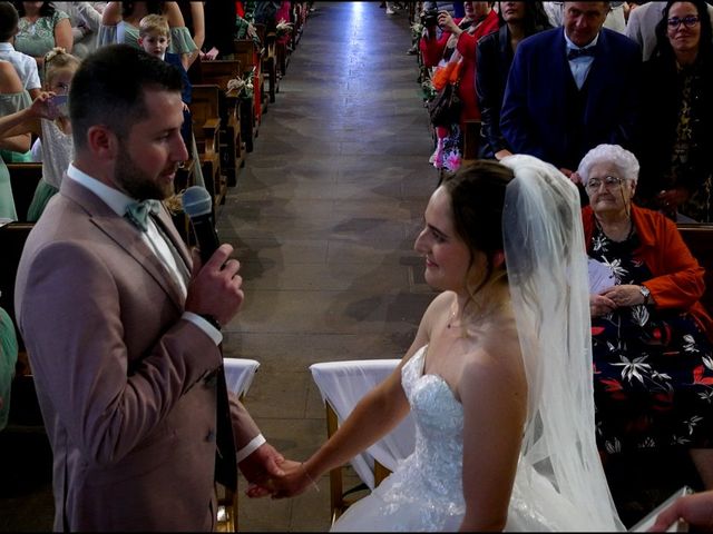 Le mariage de Loïc et Tiffany à Champdieu, Loire 6